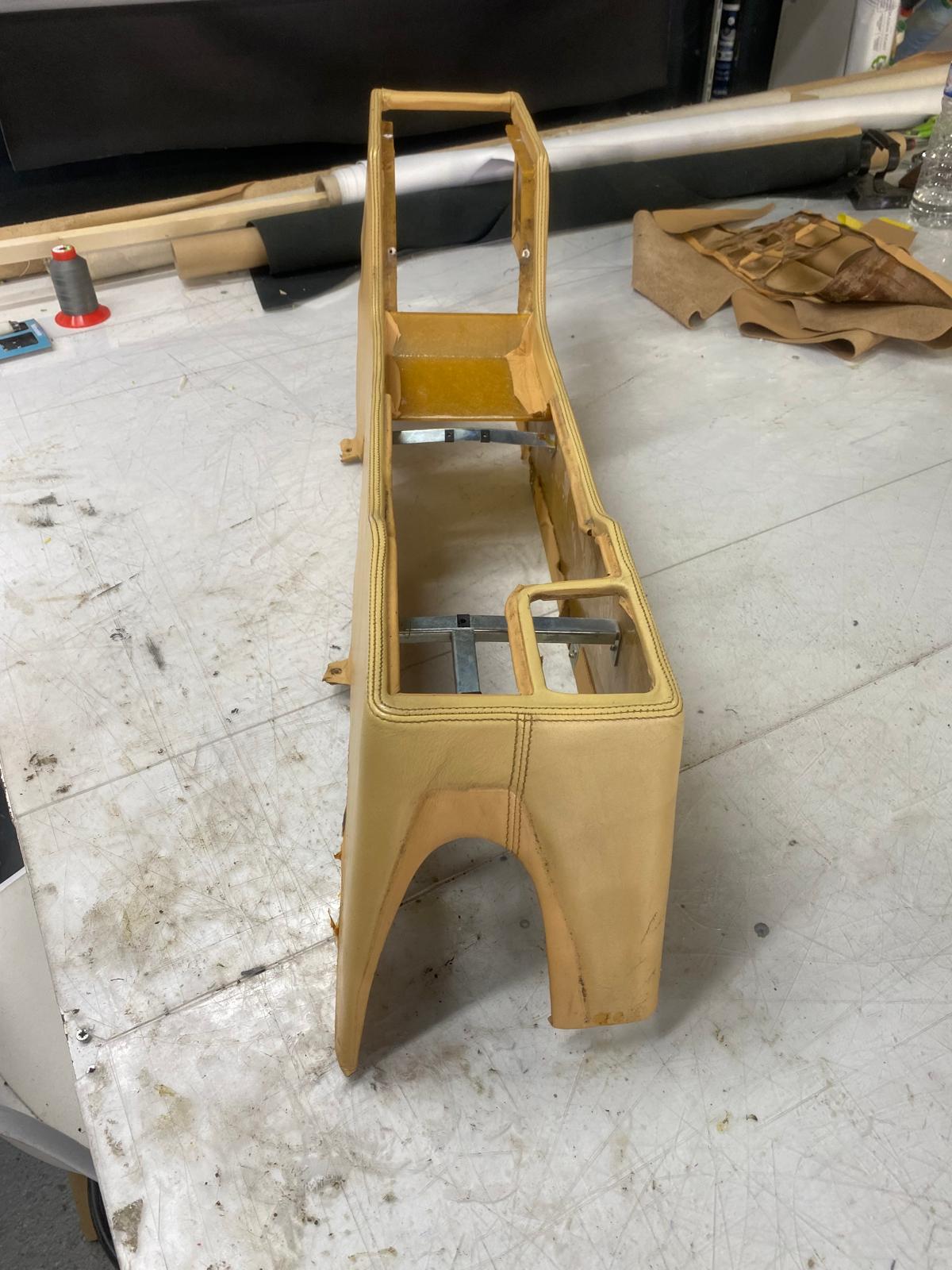 WHATSAPP IMAGE 2025 12 01 AT 09.31.35 3 | KW Restor’Cars Ferrari 328 Thionville 10