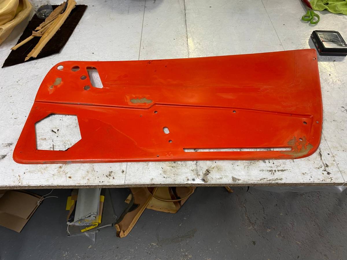 WHATSAPP IMAGE 2025 12 01 AT 09.31.39 4 | KW Restor’Cars Ferrari 328 Creutzwald 19